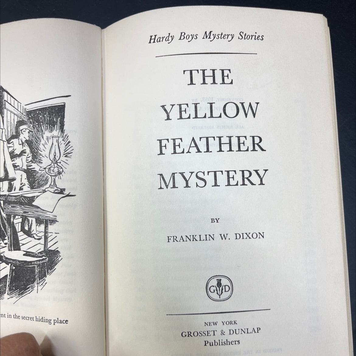 the yellow feather mystery book, by franklin w. dixon, 1953 Hardcover image 2