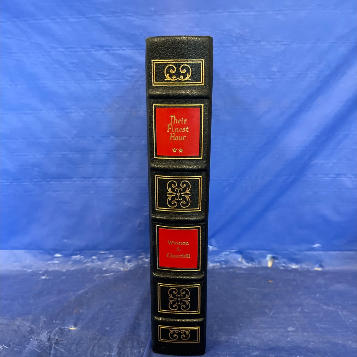 their finest hour book, by winston s. churchill, 1989 Leather image 4