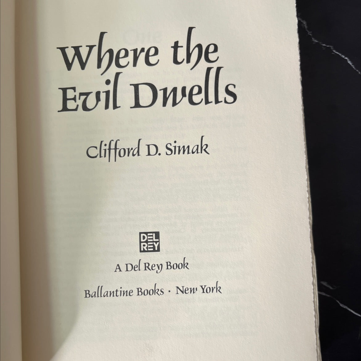 where the evil dwells book, by Clifford D. Simak, 1982 Hardcover, First Edition, Vintage image 2