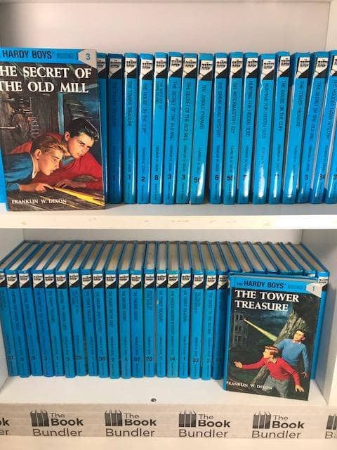 Vintage store Hardy Boys books ( 20 )